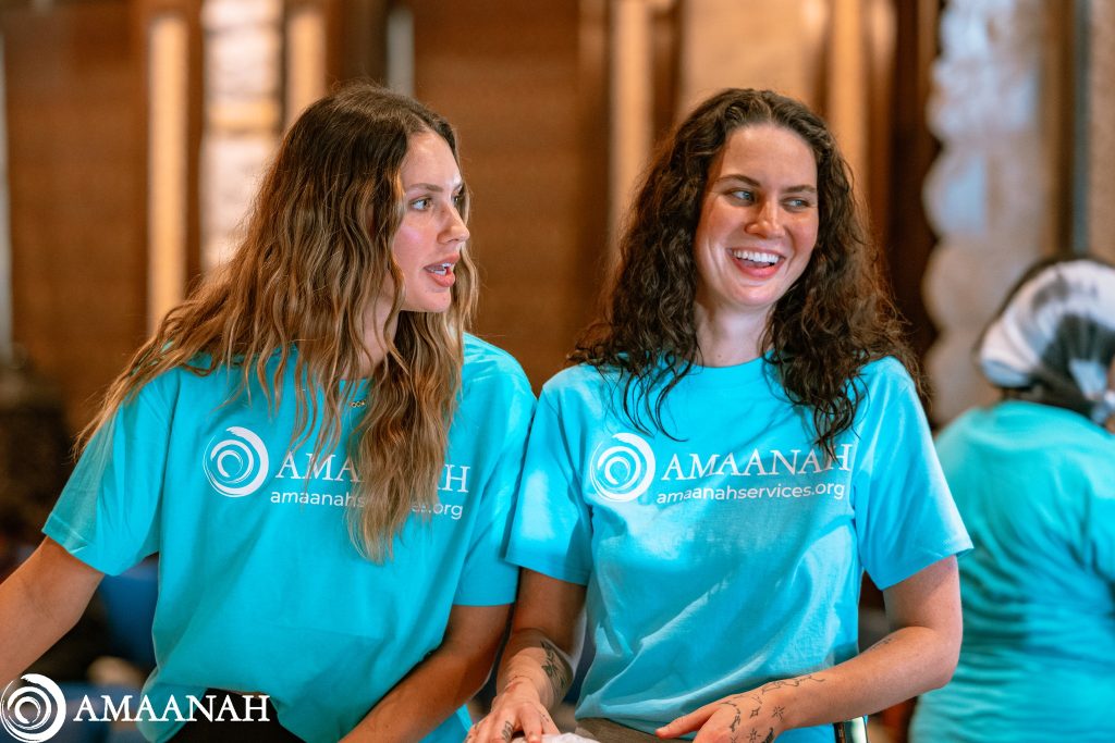 Volunteers working to support refugees in Houston with Amaanah Refugee Services.